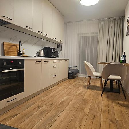 City Sense New Apartments - Main Station And City Center Вроцлав Экстерьер фото