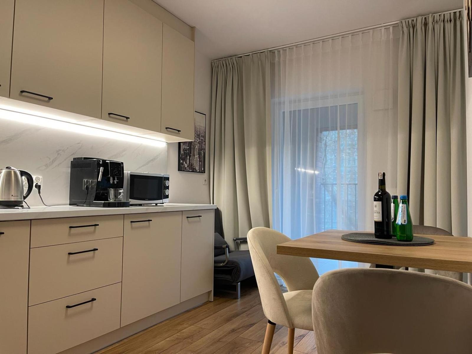 City Sense New Apartments - Main Station And City Center Вроцлав Экстерьер фото