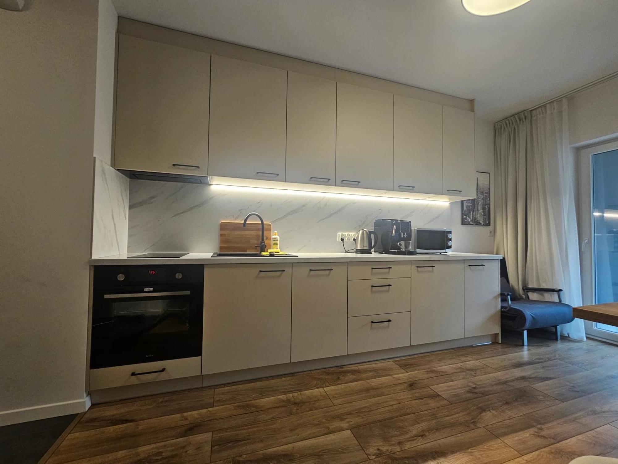 City Sense New Apartments - Main Station And City Center Вроцлав Экстерьер фото
