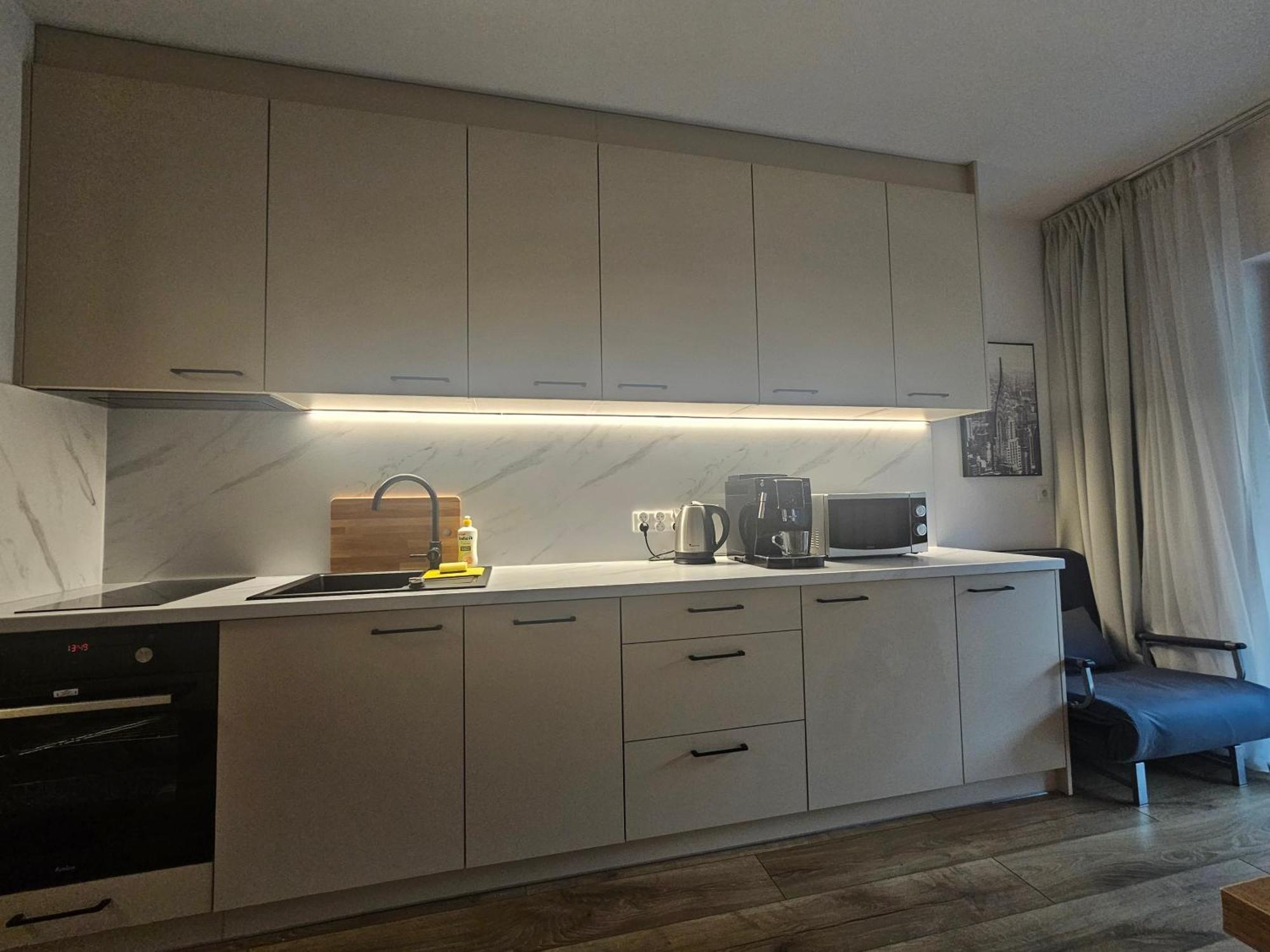 City Sense New Apartments - Main Station And City Center Вроцлав Экстерьер фото