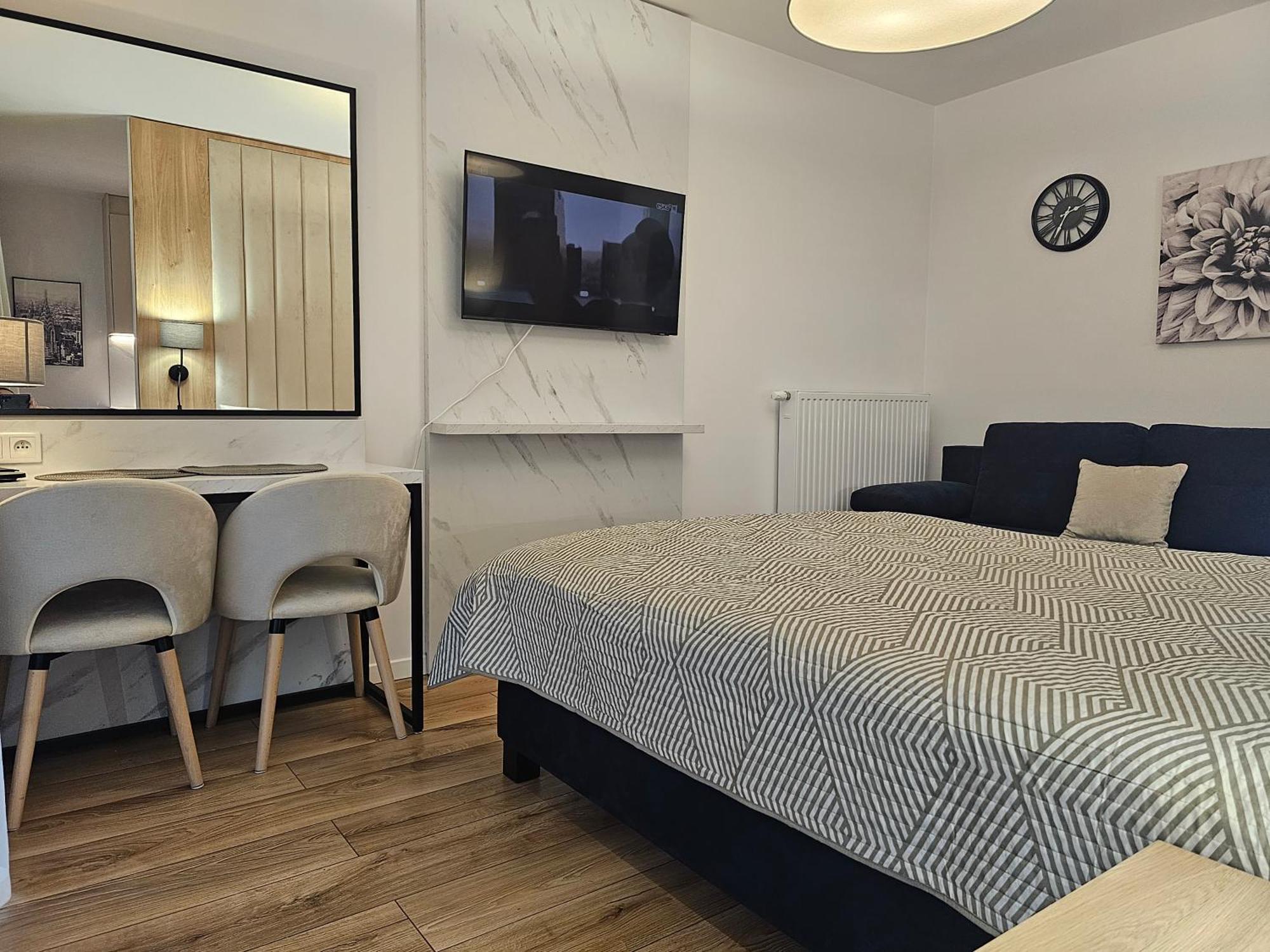 City Sense New Apartments - Main Station And City Center Вроцлав Экстерьер фото